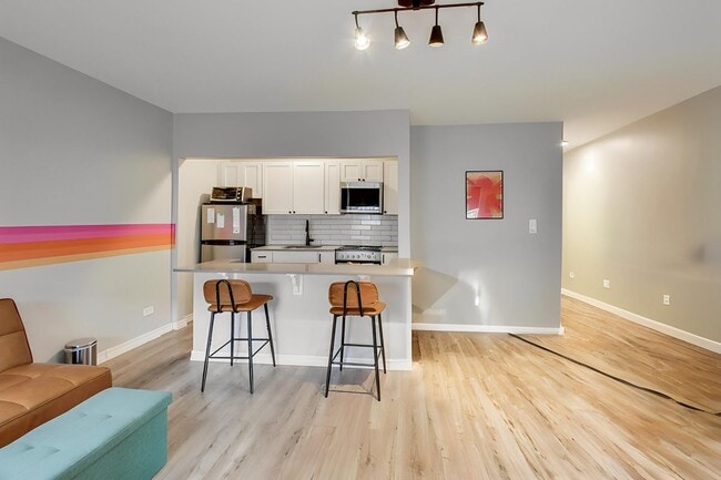 1750 N Wells St in Chicago, IL - Foto de edificio - Building Photo