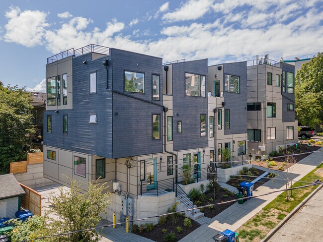 Wallingford Row Houses in Seattle, WA - Foto de edificio - Building Photo