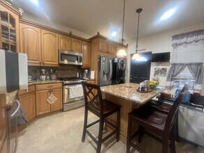 125-14 18th Ave in Queens, NY - Building Photo - Building Photo