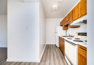 500 Walnut St, Unit 2E in Reading, PA - Building Photo - Building Photo