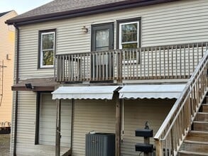 198 E Central St in Franklin, MA - Building Photo - Building Photo
