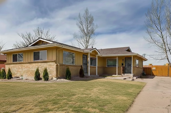 property at 3873 W 89th Way