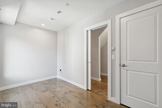 1534 W Stiles St-Unit -B in Philadelphia, PA - Building Photo - Building Photo