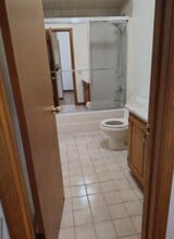 76 Central Ave, Unit 3 in Ridgefield Park, NJ - Building Photo - Building Photo