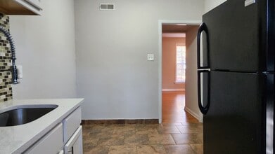 1010 Sanford Ave, Unit 1 in St. Louis, MO - Building Photo - Building Photo