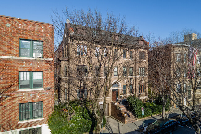 1651 Lamont St NW in Washington, DC - Building Photo - Primary Photo