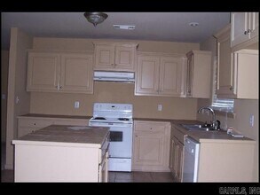 455 Wisteria Dr in Bauxite, AR - Building Photo - Building Photo