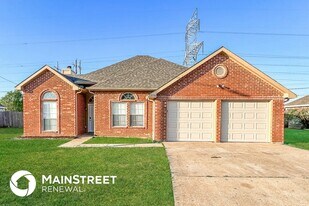 1536 Montreal Ln in Glenn Heights, TX - Building Photo