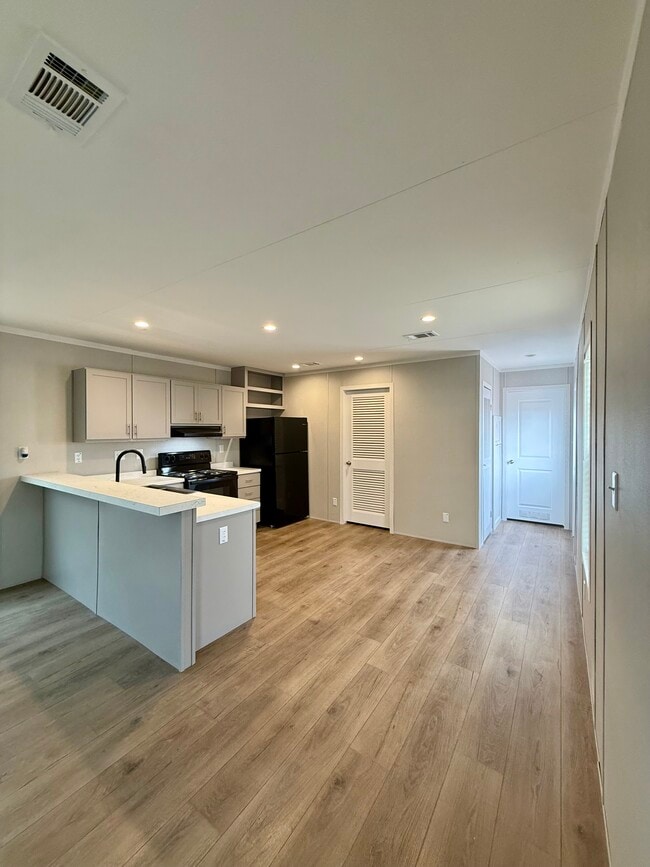 10 River Rd in Tularosa, NM - Building Photo - Building Photo