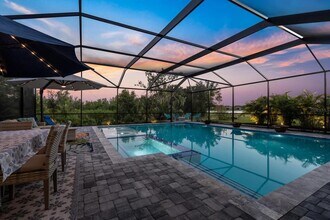 6523 Clairborne Ln in Bradenton, FL - Building Photo - Building Photo