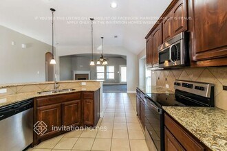 105 Thorncreek Cir in Red Oak, TX - Building Photo - Building Photo