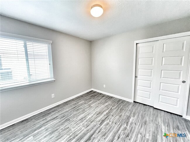 property at 761 Wolfeton Way
