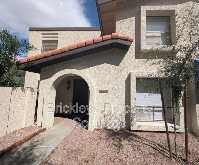 property at 4820 E Winston Dr
