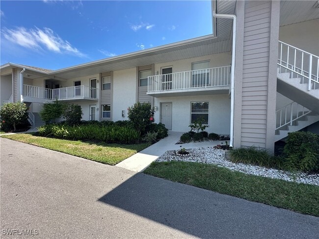 property at 1448 Churchill Cir