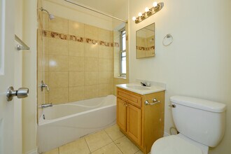 5014 N Harding Ave in Chicago, IL - Building Photo - Building Photo