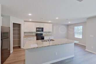 35 E Luminous Way in Hampstead, NC - Building Photo - Building Photo