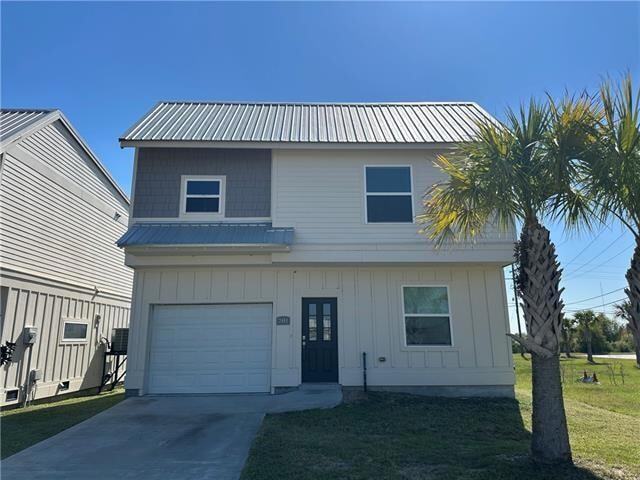 201 Marina Rd, Unit 204 in Chalmette, LA - Building Photo
