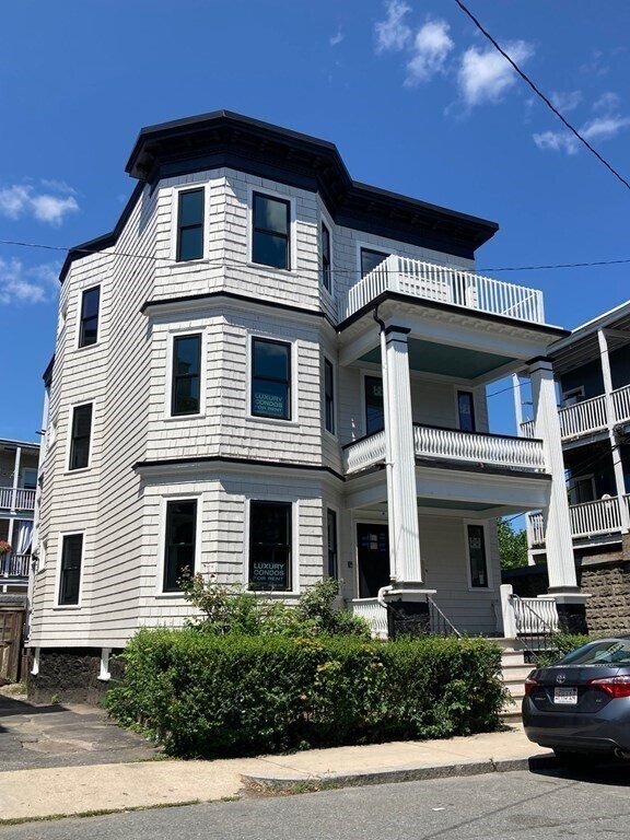 7 Whittemore Terrace in Boston, MA - Building Photo - Building Photo
