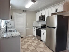 452 Lexington Dr in Lawrenceville, GA - Building Photo - Building Photo