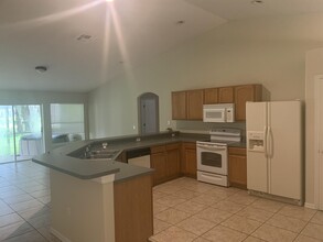 2116 The Oaks Blvd in Kissimmee, FL - Building Photo - Building Photo