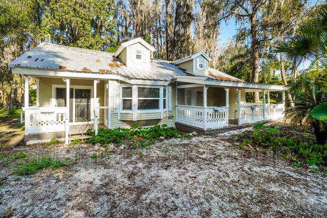 property at 5743 Eden Ln