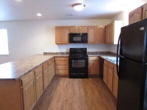 120 Andrews Dr in St. Robert, MO - Building Photo - Building Photo