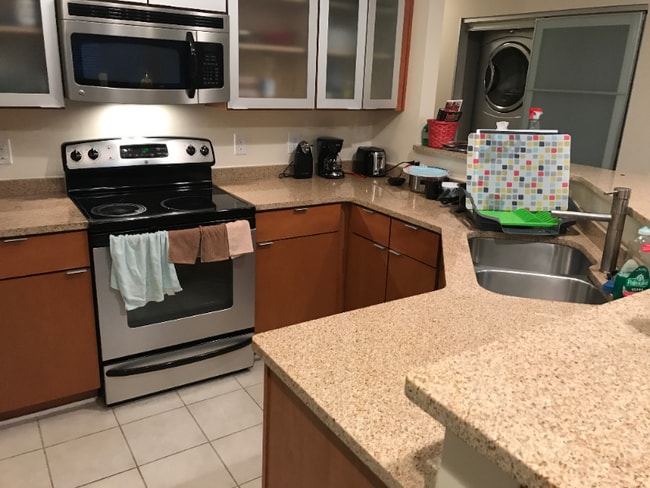 property at 521 N Graham St