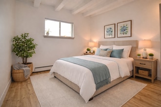 410 Bishops Lodge Rd, Unit #1 in Santa Fe, NM - Foto de edificio - Building Photo