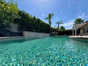 25 Buckingham Way in Rancho Mirage, CA - Building Photo - Building Photo