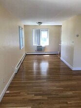 56 Emerson Gardens Rd in Lexington, MA - Building Photo - Building Photo