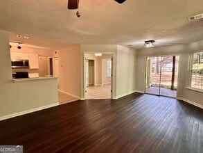 320 Hawkstone Way in Alpharetta, GA - Building Photo - Building Photo