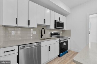 809 Diamond St in Philadelphia, PA - Building Photo - Building Photo