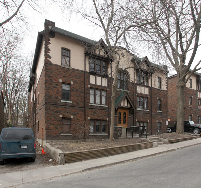 82 Willow Ave in Toronto, ON - Building Photo - Building Photo