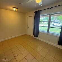 4083 Springs Ln in Bonita Springs, FL - Building Photo - Building Photo