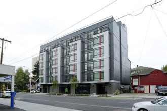 Prexy Apartments in Seattle, WA - Building Photo - Building Photo