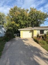 6504 Schneider Pl in McFarland, WI - Building Photo - Building Photo
