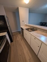 17431 Ambaum Blvd S, Unit C38 in Seattle, WA - Foto de edificio - Building Photo