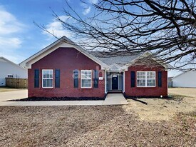 3411 Perlino Dr in Murfreesboro, TN - Building Photo