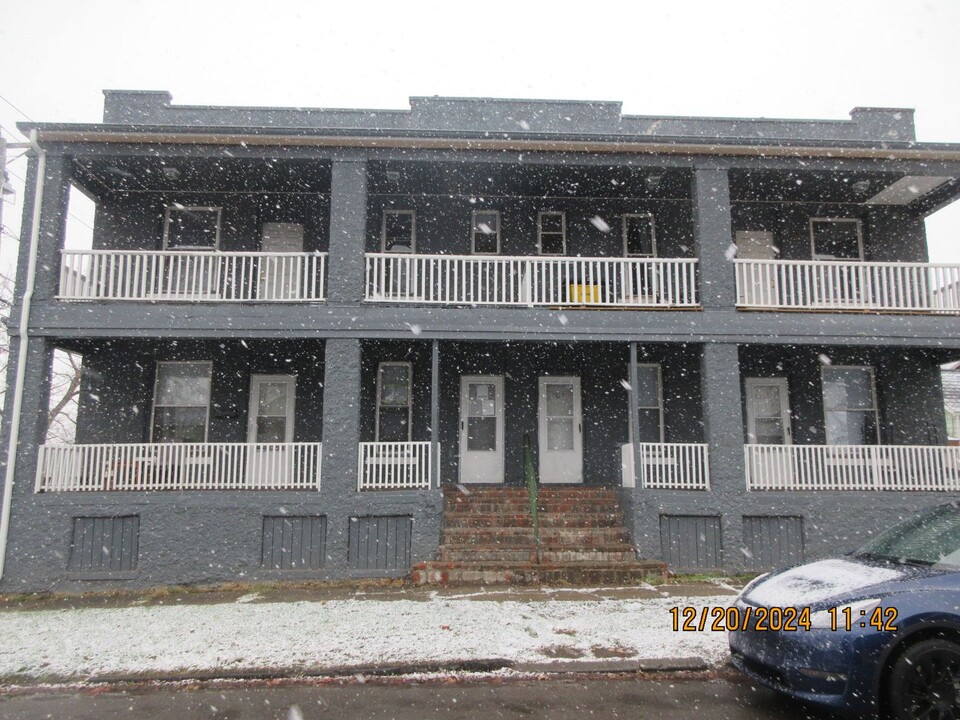 2019 Webster St in Fort Wayne, IN - Foto de edificio