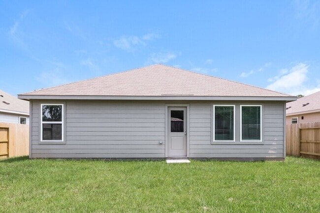 property at 464 Shoreview Dr