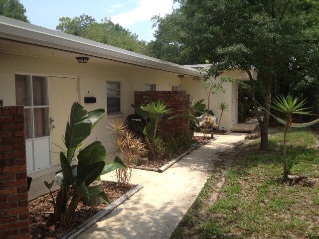 421 S Hyer Ave, Unit B in Orlando, FL - Building Photo
