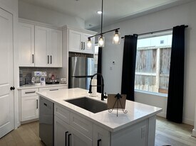 1711 Ruth St in Houston, TX - Building Photo