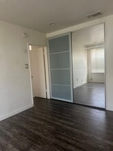 2500 W 85th St in Inglewood, CA - Building Photo - Building Photo