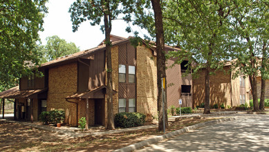 Residential 5 Unit Condo Investment Pkg. in Oklahoma City, OK - Building Photo - Building Photo