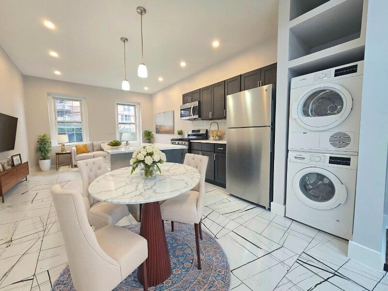 1 Dewitt Rd in Elizabeth, NJ - Building Photo