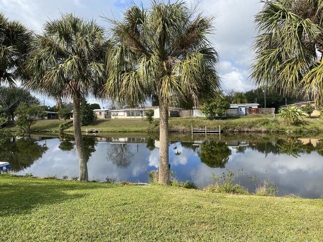 3097 Conway Blvd in Port Charlotte, FL - Building Photo - Building Photo