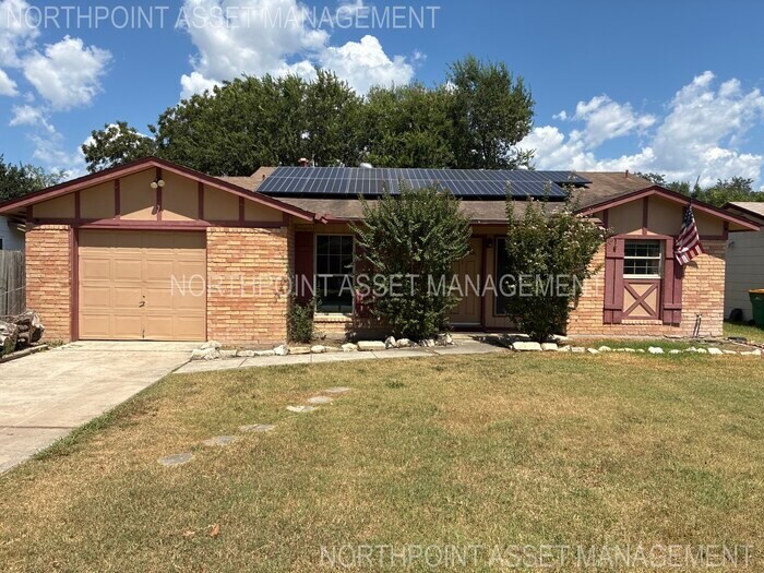 126 Meadow Way in Converse, TX - Building Photo