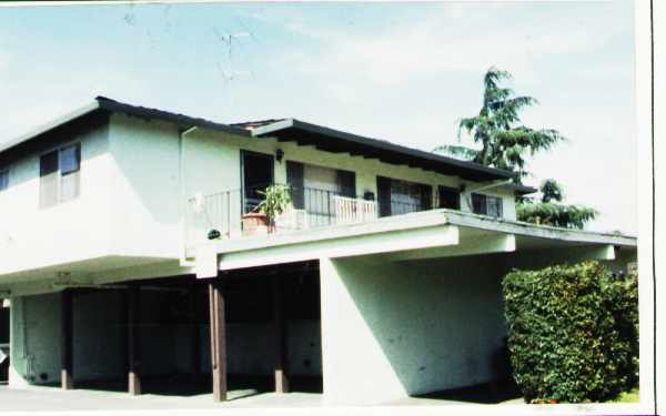 1131 Starbird Cor in San Jose, CA - Foto de edificio - Building Photo