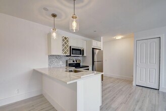 525 S Broadway in Lantana, FL - Building Photo - Building Photo