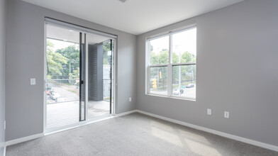 555 Michigan in Grand Rapids, MI - Building Photo - Interior Photo